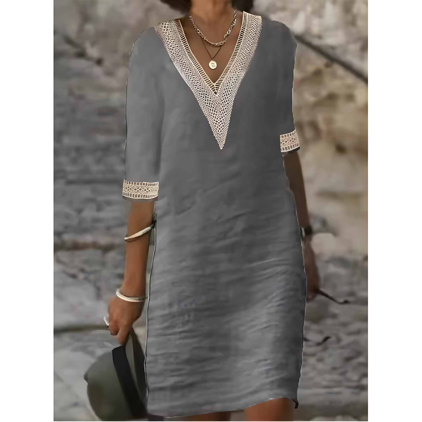 Isabeau™ | Robe midi à col en V et dentelle contrastante