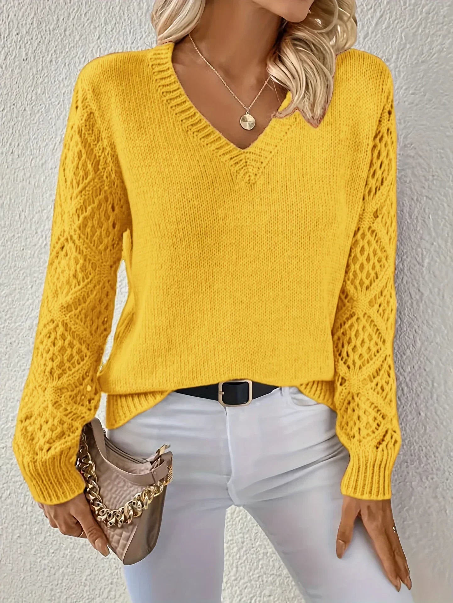 SOLÈNE™ | Pull décontracté à col en V