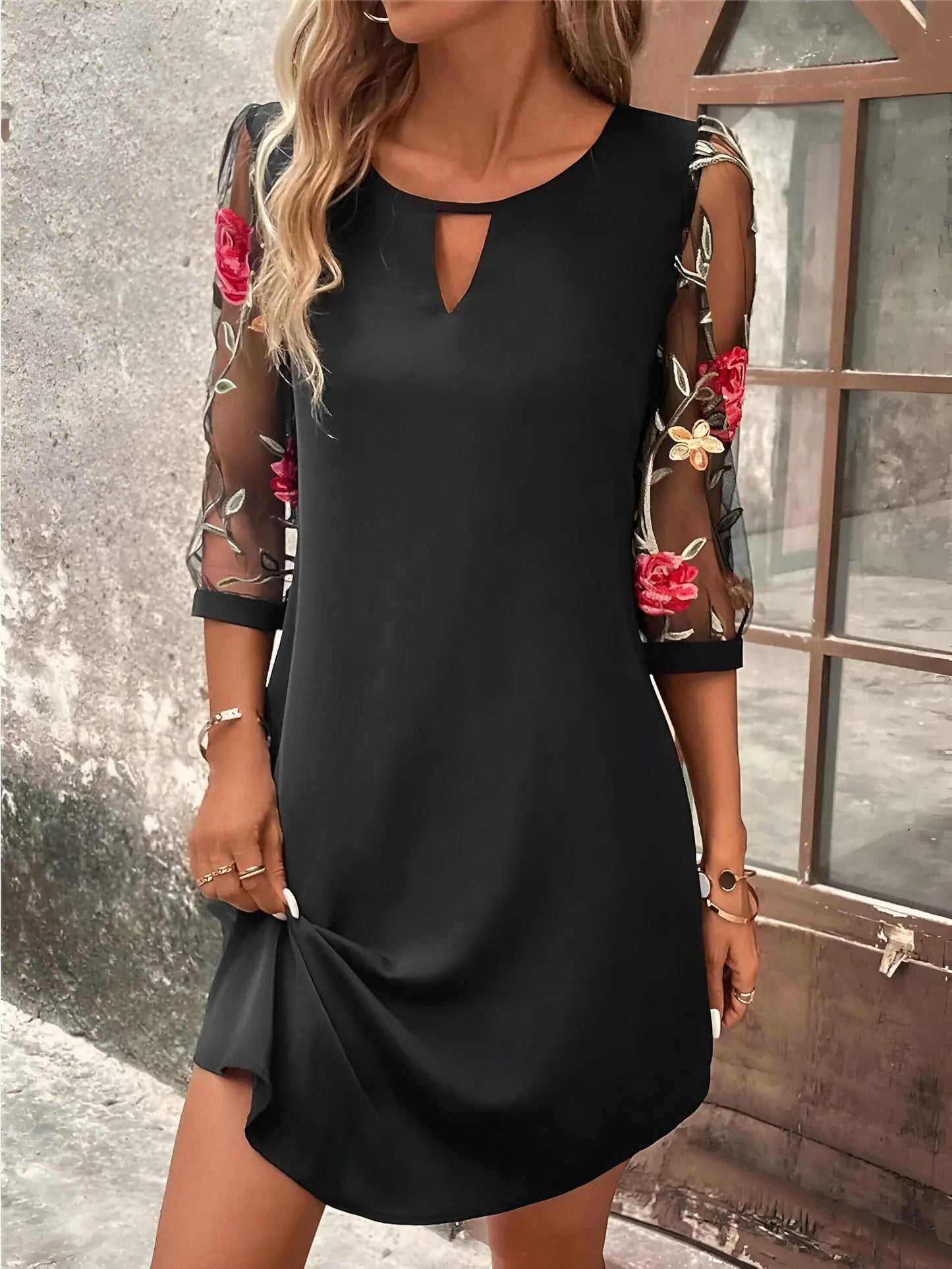 Charlotte™ | Robe d'été élégante avec des manches ornées