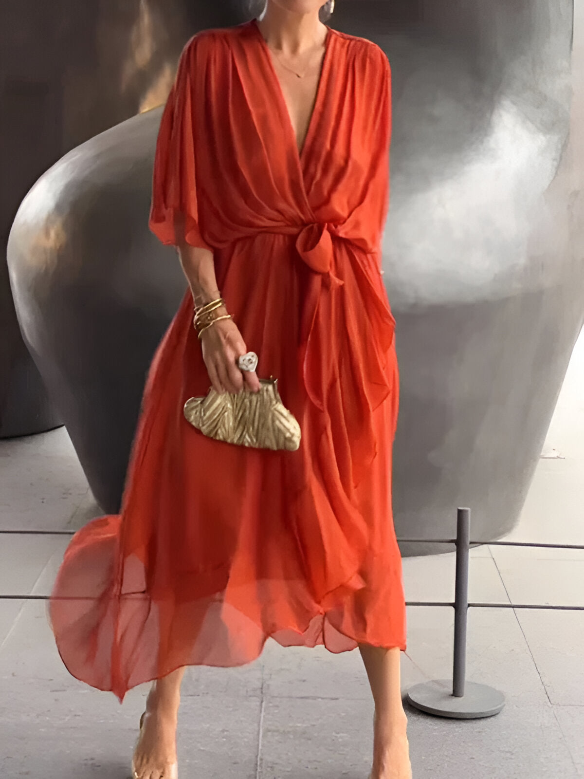 Monica™ | Robe à décolleté en V