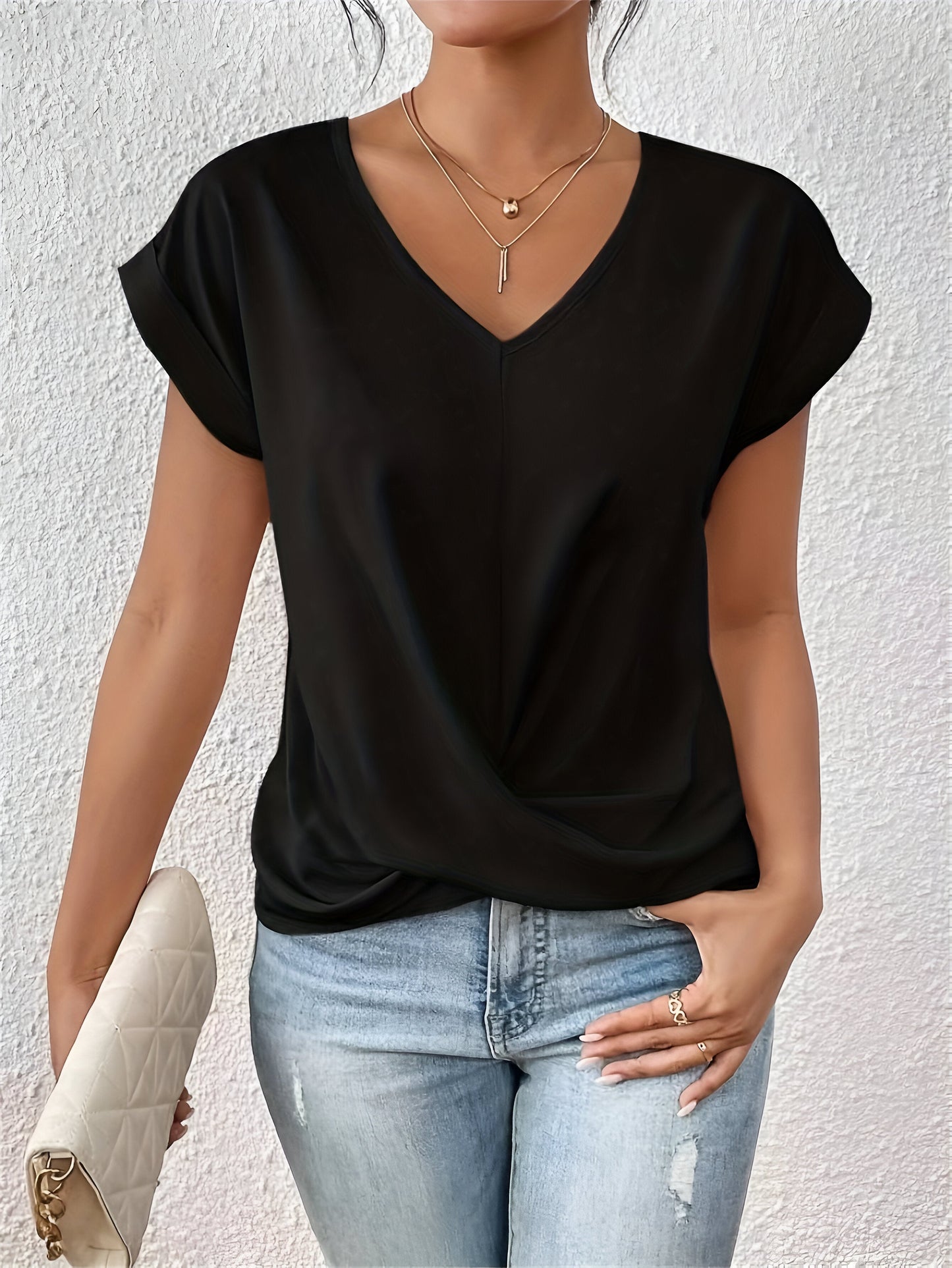 Amélie™ | T-shirt décontracté avec décolleté en cœur
