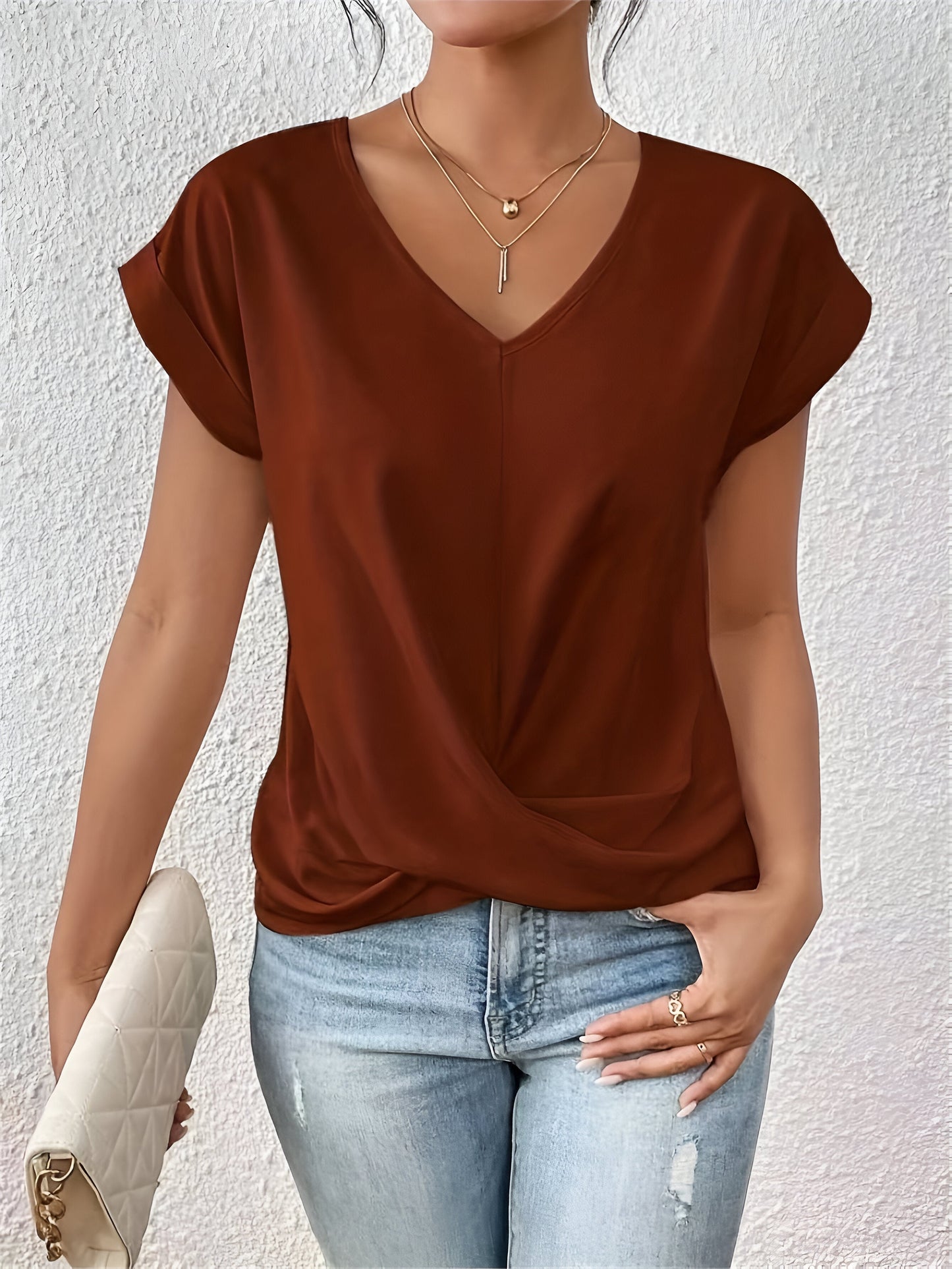 Amélie™ | T-shirt décontracté avec décolleté en cœur