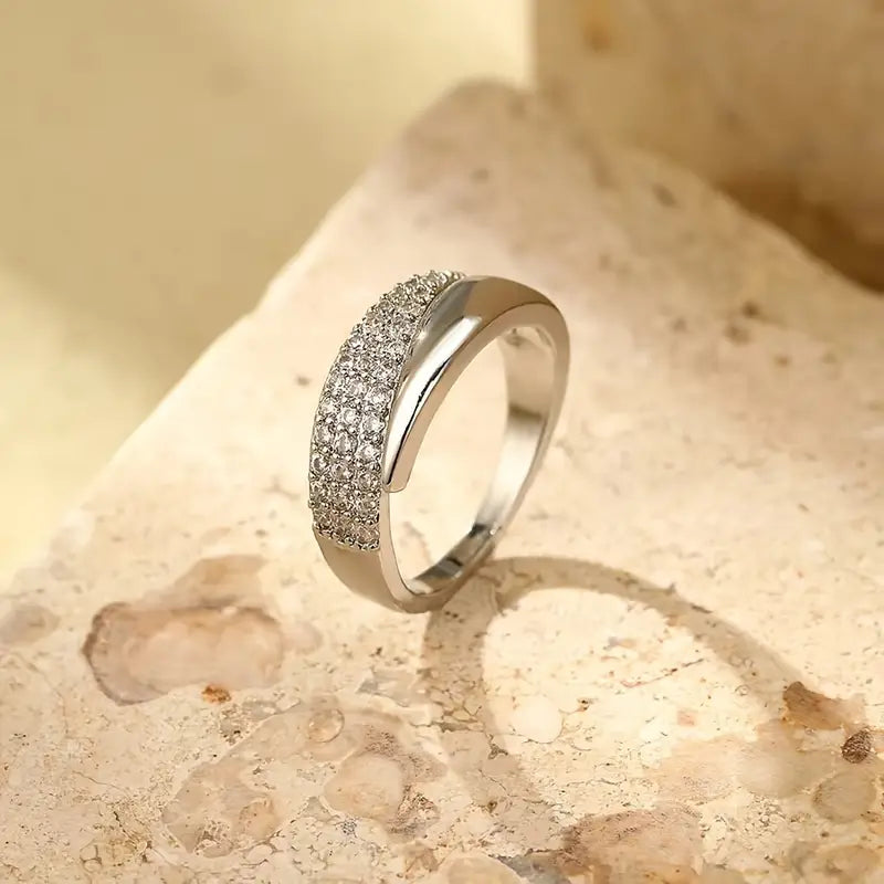 (1+1) Victoria™ | Bague avec pierres scintillantes