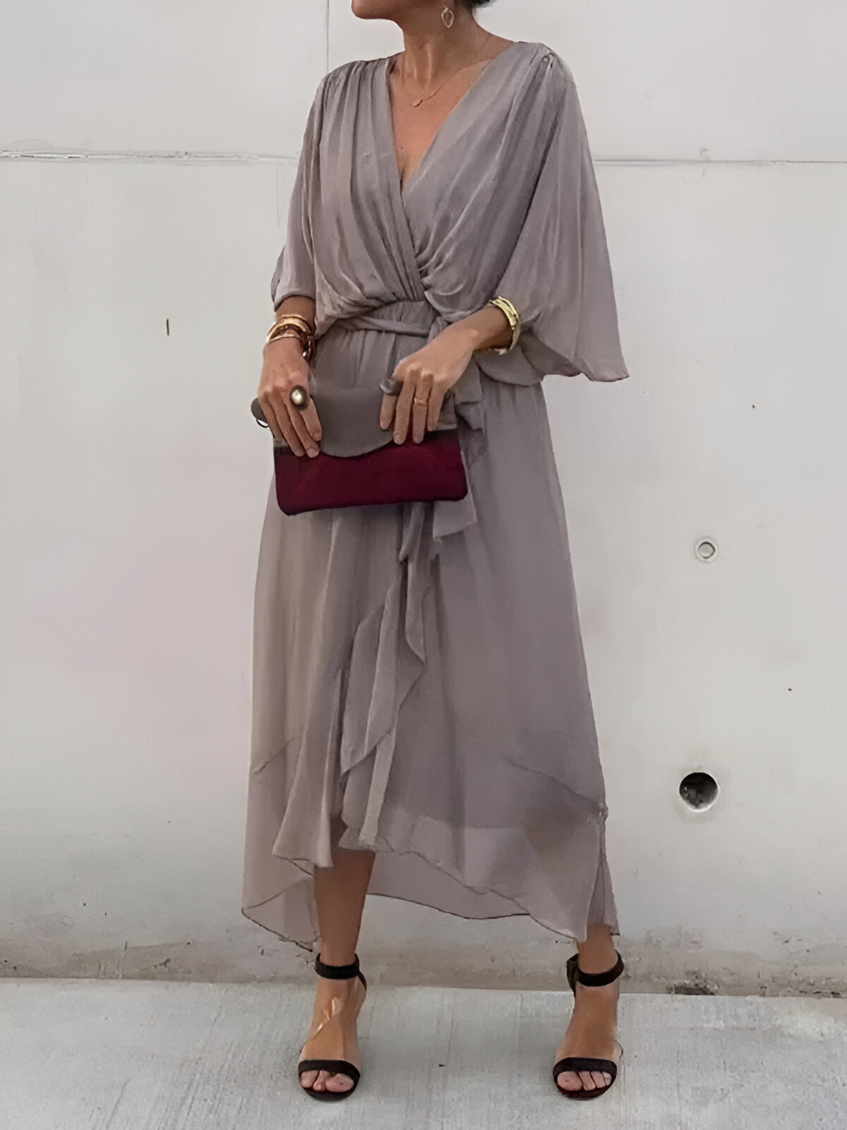 Monica™ | Robe à décolleté en V