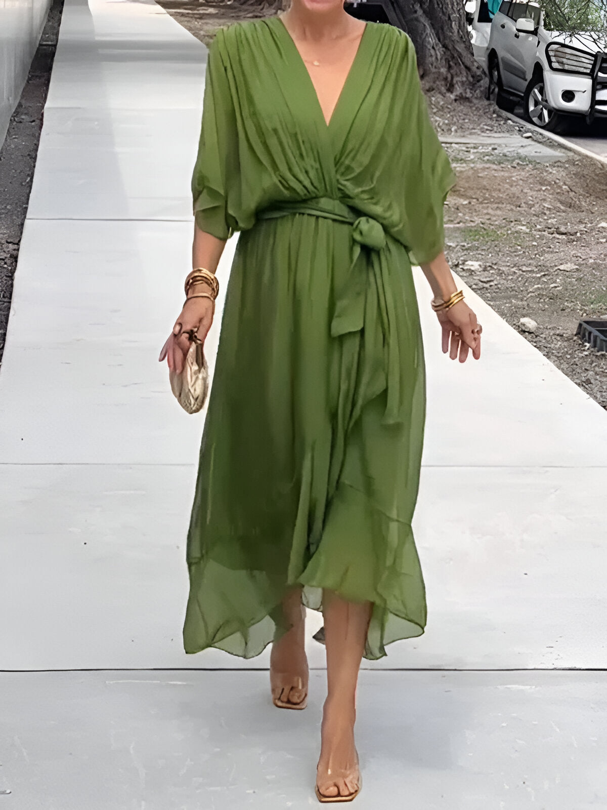 Monica™ | Robe à décolleté en V
